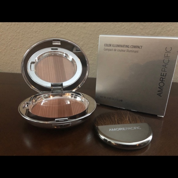 CLÉ DE PEAU BEAUTÉ Bundle + free gift! - Picture 8 of 8